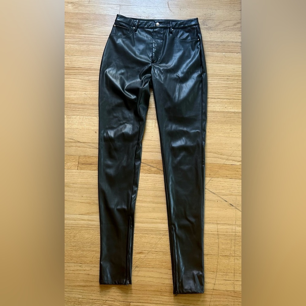 WEWOREWHAT Women’s Leather Pants